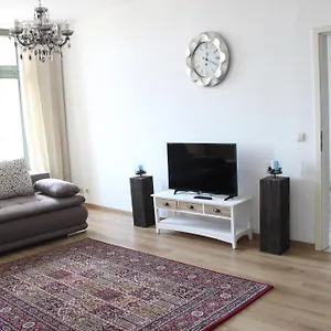 Apartment Leon